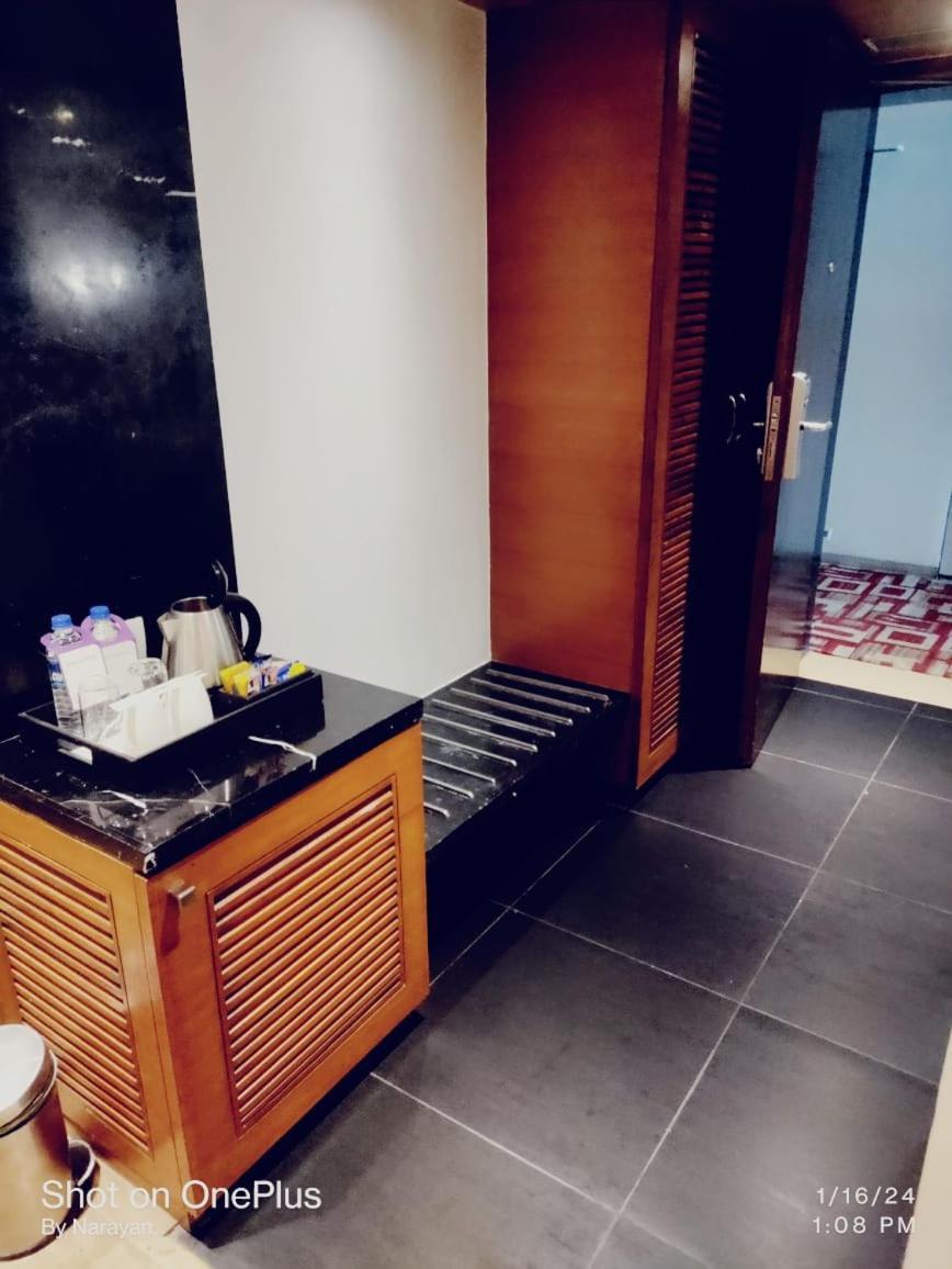 Country Inn & Suites By Radisson نافي مومباي المظهر الخارجي الصورة